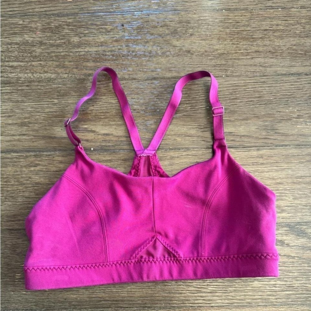 Athleta size small hot pink women's racer back sports bra